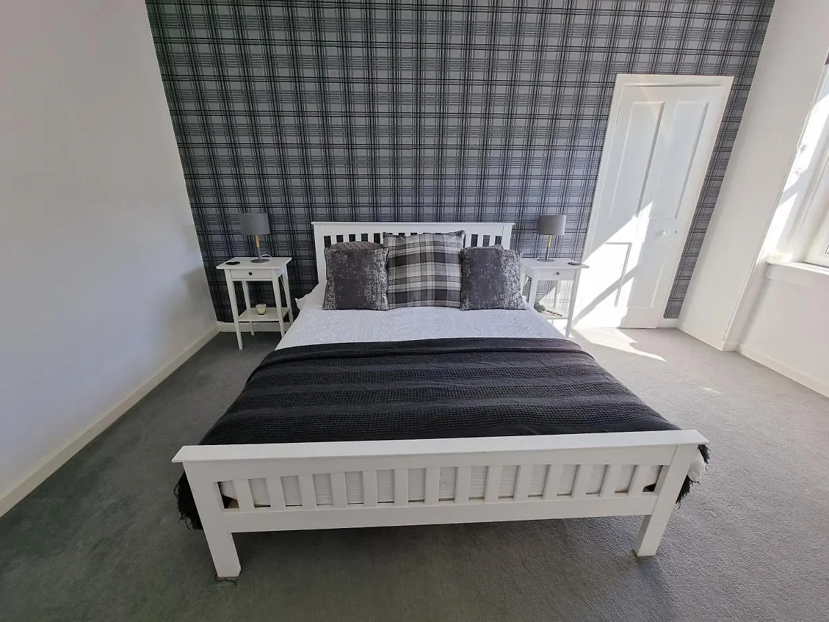 Bespoke Tours Scotland Accommodation @ Morrison Street Edinburgh Apartment