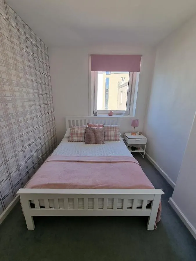 Bespoke Tours Scotland Accommodation @ Morrison Street Edinburgh
