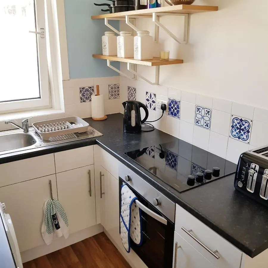 Bespoke Tours Scotland Accommodation @ Morrison Street Edinburgh Apartment