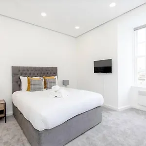 Gorgeous Studio At The Heart Of Old Town Edinburgh