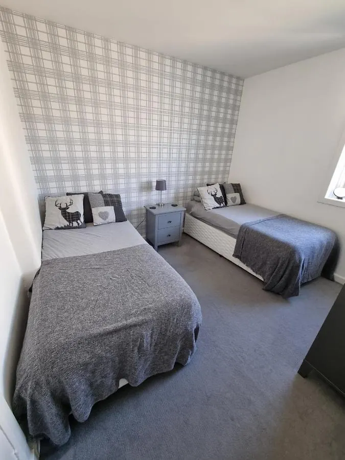 Bespoke Tours Scotland Accommodation @ Morrison Street Edinburgh Apartment