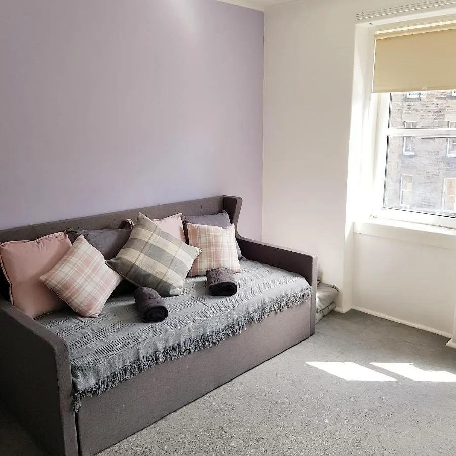 Bespoke Tours Scotland Accommodation @ Morrison Street Edinburgh United Kingdom
